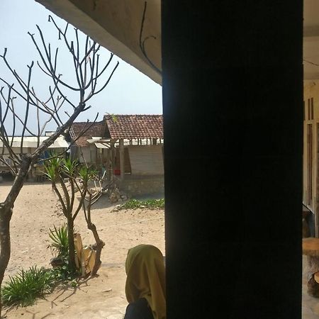 โรงแรมกัมปุง ดรีนี Brono ภายนอก รูปภาพ
